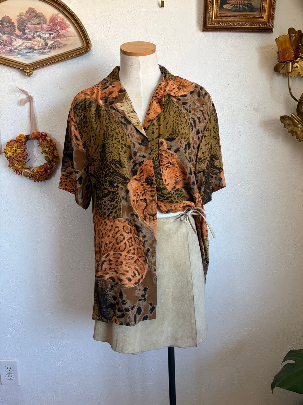 VTG Carole Little Cheetah Button Down Size M